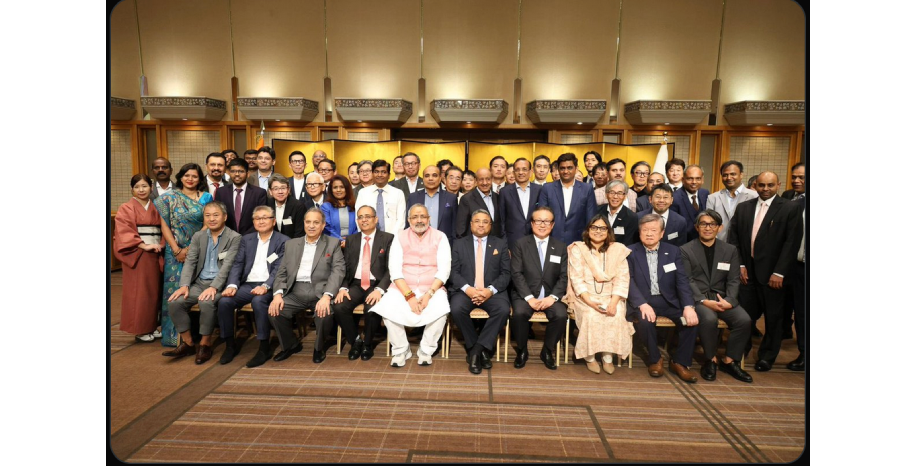 Met with CEOs of leading Japanese textile companies in Tokyo.